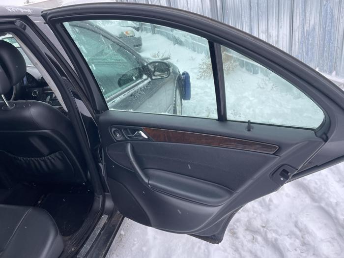 2007 mercedes-benz c-class 4-matic with 181447 miles for sale near elk-river, minnesota 680c5368a17845eb96780e23cce82a0f.jpg