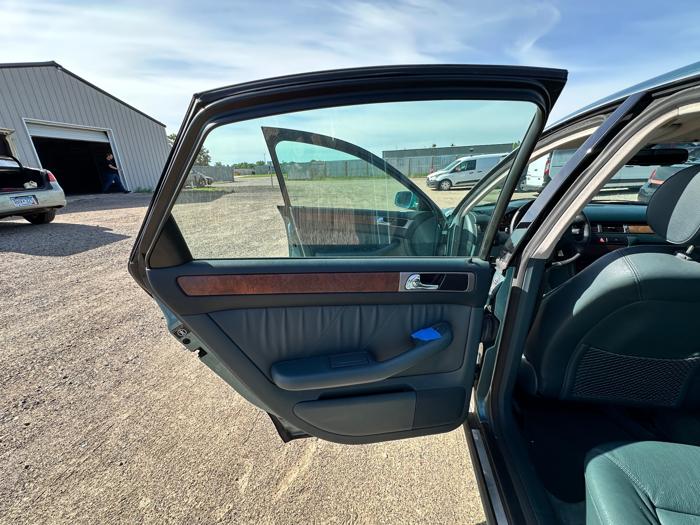 1998 audi a6 sedan with 116438 miles for sale near elk-river, minnesota 684ae289b26340eea3d43d6c0a630c18.jpeg