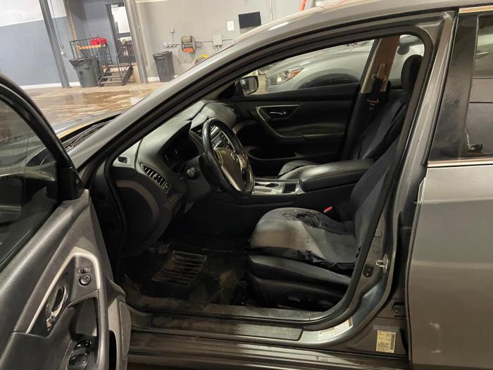 2018 nissan altima sv with 138322 miles for sale near elk-river, minnesota 685f0f7b71e44490904613ea7d4000a7.jpg
