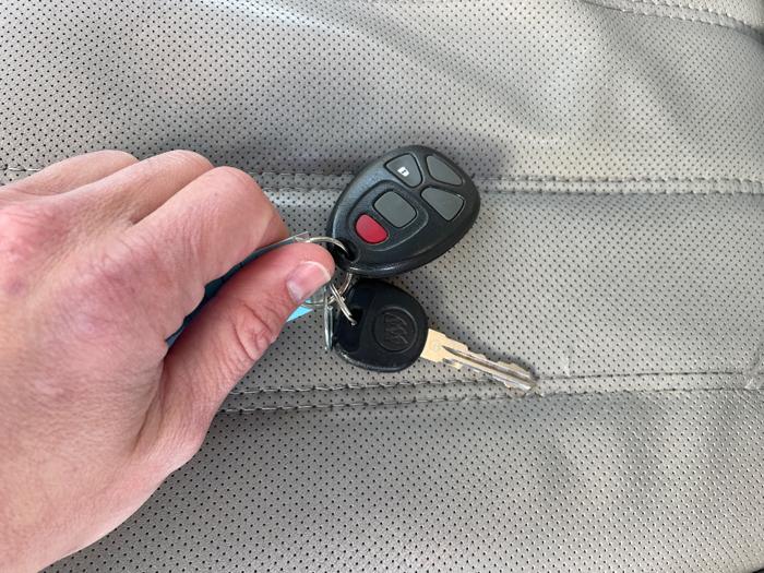 2007 buick lucerne cxl-v8 with 188221 miles for sale near white-bear-lake, minnesota 6869db9001a34db48d2e564b76e713fc.jpeg