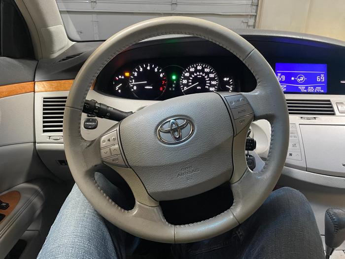 2005 Toyota Avalon