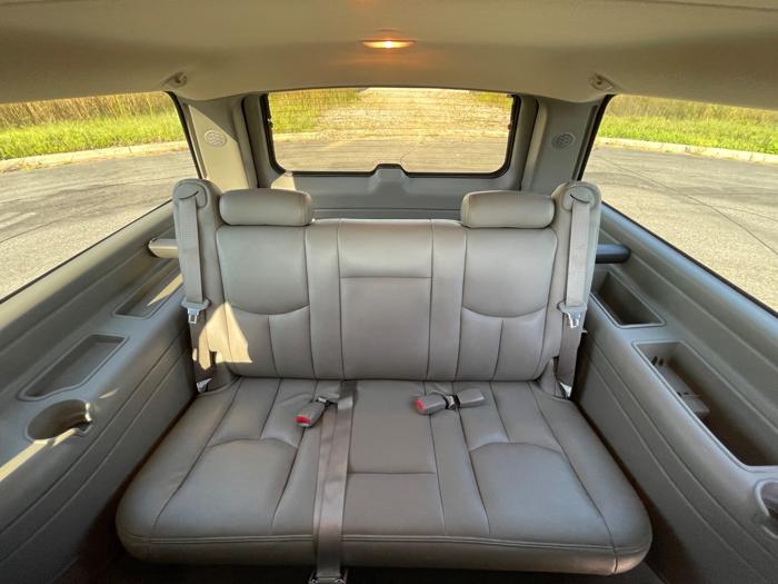 2004 chevrolet suburban 1500-4wd with 85701 miles for sale near elk-river, minnesota 68b860754914459d940ffa3cffe255a3.jpeg