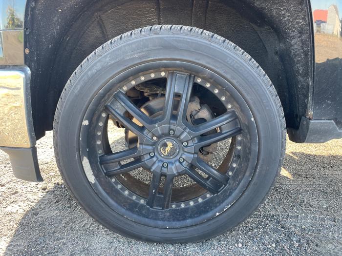 2014 chevrolet silverado-1500 1lz-crew-cab-4wd with 185530 miles for sale near hastings, minnesota 68b9984936264e59bb8a39750ac39c2b.jpeg