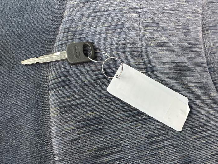 2000 ford f-250-sd xl-supercab-short-bed-4wd with 209082 miles for sale near elk-river, minnesota 68d5c7907d2a4668968cfc5482491599.jpeg