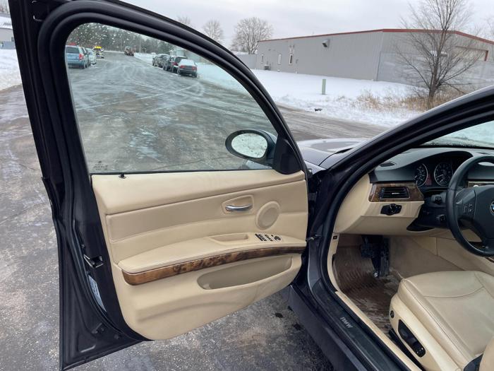2007 bmw 328xi with 92382 miles for sale near elk-river, minnesota 68ecec4f637d4204b9e389324e1f084c.jpg