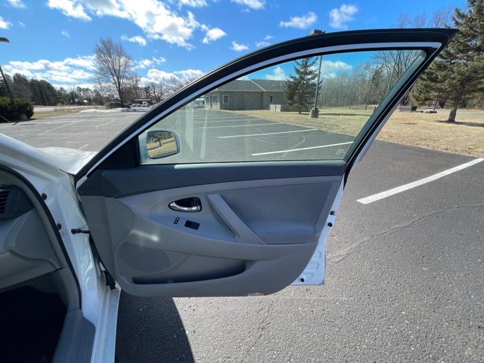 2009 toyota camry ce-5-spd-at with 170528 miles for sale near forest-lake, minnesota 691b72c60de7400591d0a0f79e9c8401.jpeg