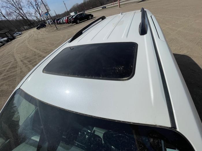 2018 toyota sienna limited-premium-7-passenger with 131954 miles for sale near jordan, minnesota 697176ea5a664e2399f00896837602eb.jpeg