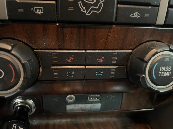 2012 ford f-150 fx4-supercrew-5.5-ft.-bed-4wd with 135504 miles for sale near elk-river, minnesota 698ca375b9a748b5b764946de2d1cdf1.jpeg