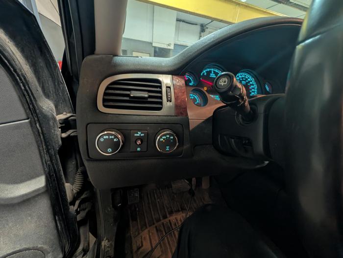 2009 chevrolet tahoe ltz-4wd with 135903 miles for sale near elk-river, minnesota 69c4ca5be5694b20b759fbad08d063ab.jpg