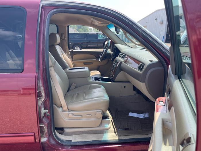 2010 chevrolet suburban lt-1500-4wd with 193782 miles for sale near annandale, minnesota 69d13e19735f45ed97d28a69f1e7ab29.jpeg