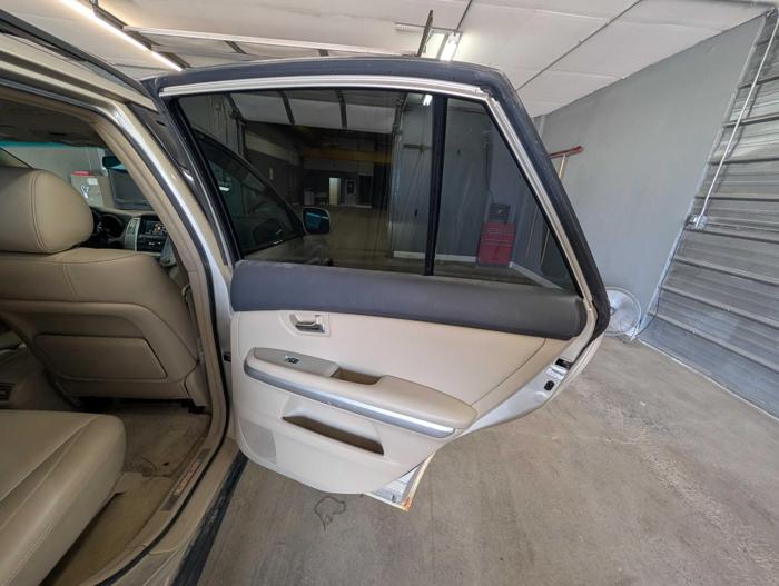 2006 lexus rx-400h awd with 286168 miles for sale near elk-river, minnesota 69e3210d1cb845a7baabb67a004843e5.jpg