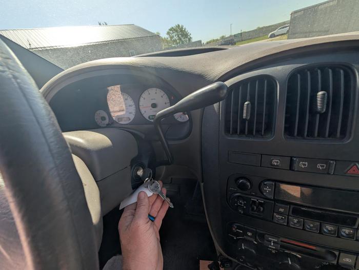2003 dodge grand-caravan sport-fwd with 190833 miles for sale near elk-river, minnesota 69e856d541964e61aae6ef931593cd68.jpg