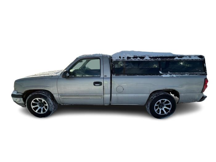 2005 chevrolet silverado-1500 work-truck-short-bed-2wd with 247593 miles for sale near fridley, minnesota 6a0ef452b9424af4891bf2a804d528f3.jpg