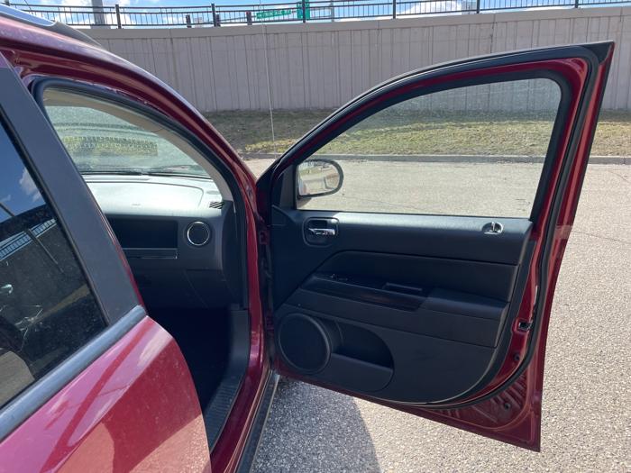 2011 jeep compass sport-4wd with 128545 miles for sale near burnsville, minnesota 6a1df20e6bb54267988f0944294eef1c.jpeg