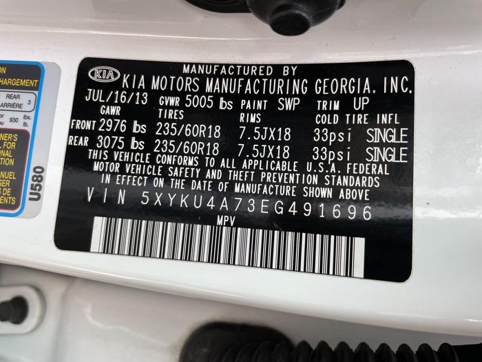 2014 kia sorento ex-v6-2wd with 62812 miles 6a66665327a24692bf1b7c8ce2244e05.jpeg