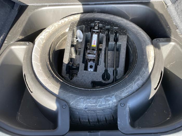 2018 jeep grand-cherokee summit-4wd with 160031 miles for sale near rochester, minnesota 6a85e3151c85489ea775582889083a7b.jpeg