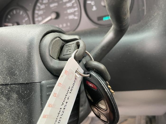 2003 chevrolet venture extended with 146369 miles for sale near elk-river, minnesota 6ab8f54386c84c67a5291e04fba84335.jpeg