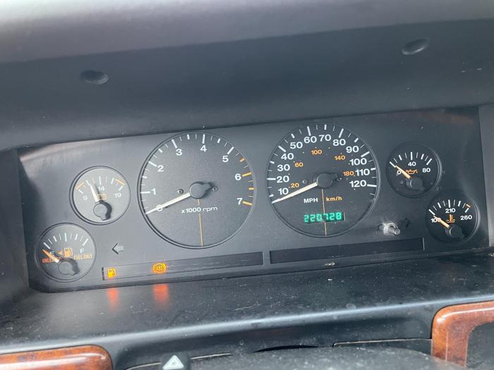 1997 jeep grand-cherokee laredo with 220728 miles for sale near elk-river, minnesota 6ac5497a2e03417cb8edc16fe30bd82f.jpg
