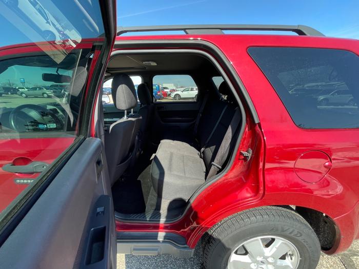 2009 ford escape xlt-4wd-v6 with 118028 miles for sale near fridley, minnesota 6acdd008ae4849d8b0e28b96550534b3.jpeg