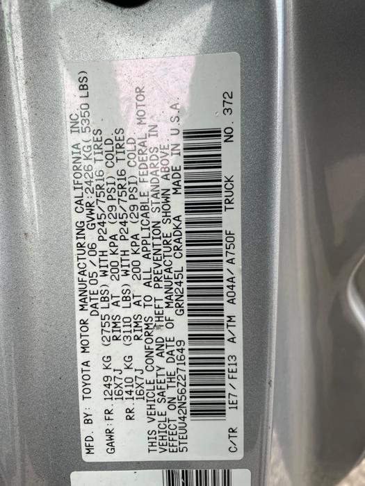 2006 toyota tacoma access-cab-v6-4wd with 204926 miles for sale near fridley, minnesota 6ad2def51e464d719cfc1e4426f2ff99.jpeg
