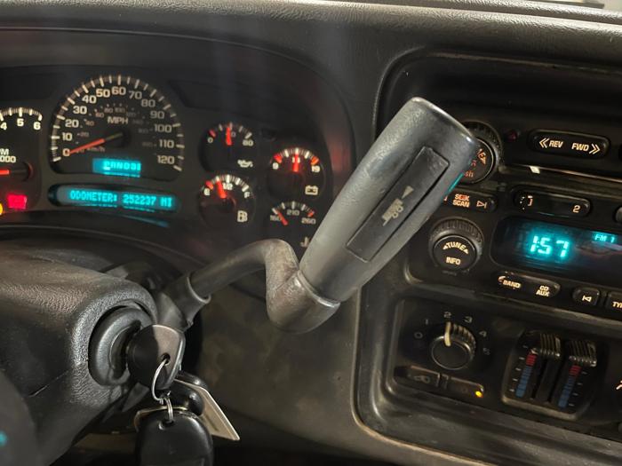 2005 gmc sierra-1500 slt with 252236 miles for sale near elk-river, minnesota 6ae44d63e7244905a4af5792f4558693.jpg
