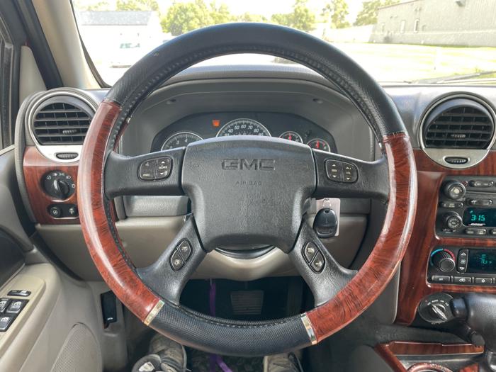 2004 gmc envoy sle-4wd with 259738 miles for sale near elk-river, minnesota 6b01592a4bf048f6b879200fed6c6b89.jpeg