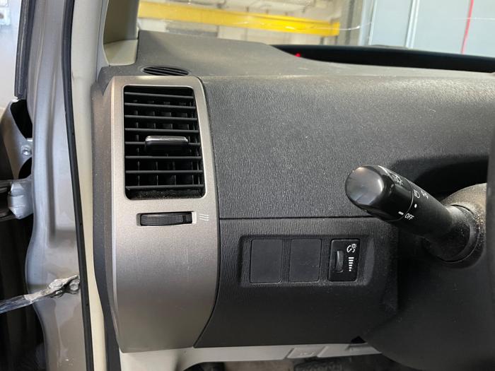 2006 toyota prius 4-door-liftback with 175609 miles for sale near elk-river, minnesota 6b11a39dee2e43a99e68e3a8e2e0e264.jpeg