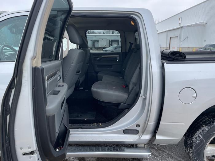 2015 ram 1500 slt-crew-cab-swb-4wd with 128735 miles 6b1d08b0dcc0477da6b335da501c0798.jpeg