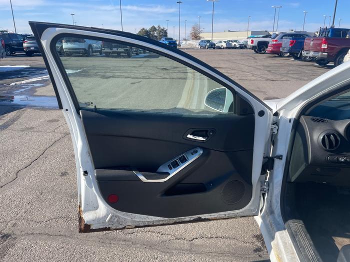 2009 pontiac g6 sedan with 186519 miles for sale near st.-cloud, minnesota 6b650181b69846ab8ec6417b8d37e5e1.jpeg