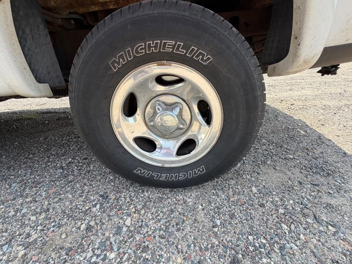2002 ford f-150 xlt-supercrew-short-bed-4wd with 199398 miles for sale near elk-river, minnesota 6b74e3910f944b3587e00a2b041ea66c.jpeg