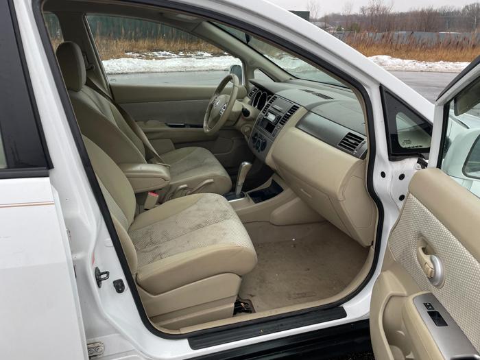 2009 nissan versa with 136858 miles for sale near elk-river, minnesota 6b86278ffafe4e9484d4ab8b8a6249e0.jpg