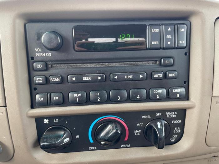 2002 ford f-150 with 153464 miles for sale near elk-river, minnesota 6bb666faac36467e9c176f1b8d215cd9.jpg