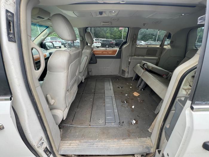 2008 chrysler town-&-country limited with 223234 miles for sale near savage, minnesota 6bcd3ba930a6466c8d28a6d1a113fe32.jpeg