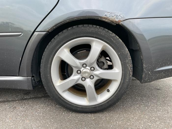 2009 subaru legacy 2.5i with 208321 miles for sale near elk-river, minnesota 6bfc32af52d54d96aa67a795be948bae.jpeg