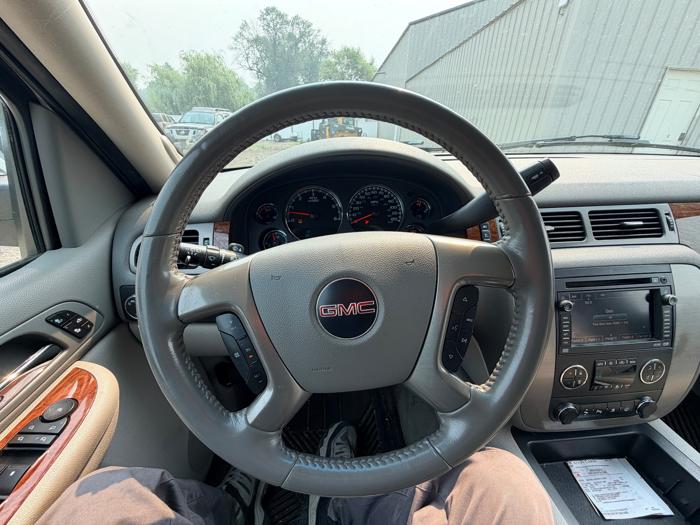 2008 gmc yukon slt-1-4wd with 242684 miles for sale near elk-river, minnesota 6c10e746362a4932958a8a1b234aaf11.jpeg