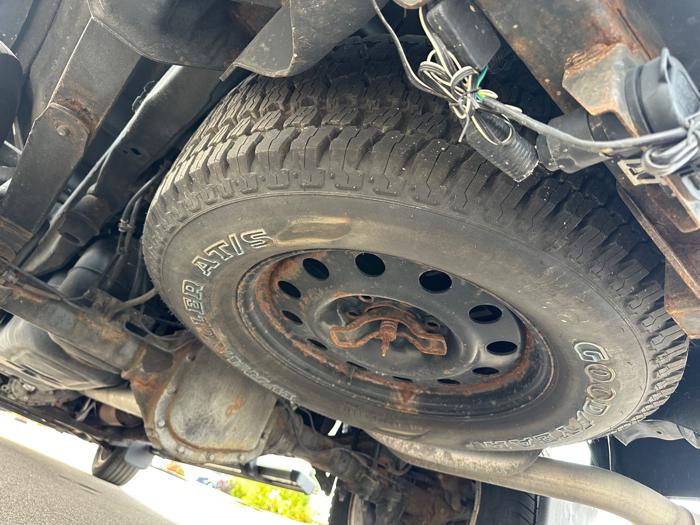 2014 ford f-150 fx4-supercrew-5.5-ft.-bed-4wd with 139746 miles for sale near burnsville, minnesota 6c4368d225bf44eea88f9b9fcec39b90.jpeg