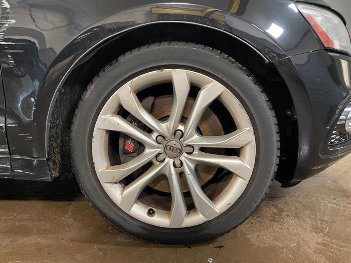 2014 audi sq5 with 105818 miles for sale near elk-river, minnesota 6c473e503d9544fa936b069ede730656.JPG