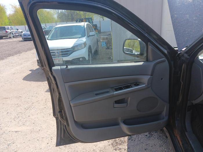 2006 jeep grand-cherokee laredo-4wd with 216289 miles for sale near elk-river, minnesota 6c6b240791744af1b9c9ffb73dd555d1.jpg