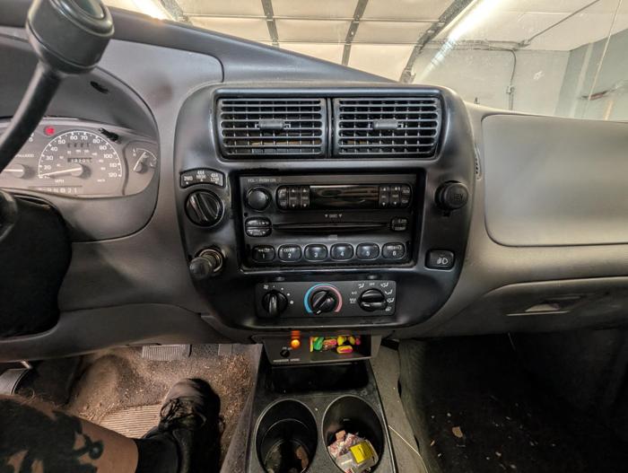 2001 ford ranger edge-supercab-3.0-4wd with 237005 miles for sale near elk-river, minnesota 6c80f672c08d4899b1d2266e5f4372ad.jpg
