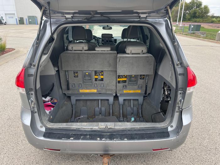2012 toyota sienna limited-fwd-7-passsenger-v6 with 231545 miles for sale near rochester, minnesota 6cd25e4710624934a0c58cca36a3cdd8.jpeg