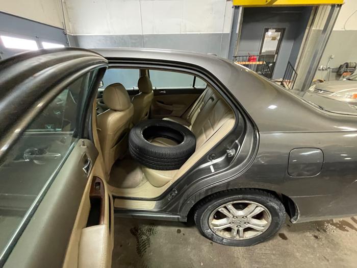 2007 honda accord ex-l with 217961 miles for sale near elk-river, minnesota 6cf0b66af037423995c1099fa3a5aeaa.jpeg