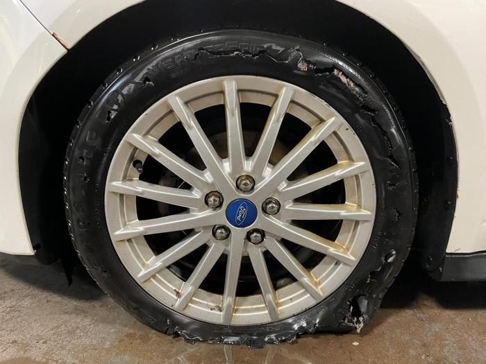 2013 ford c-max sel with 233664 miles for sale near elk-river, minnesota 6cf7244da88542d99e43cbdaf0ea6a51.jpg