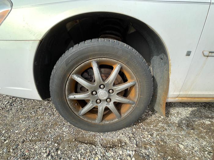 2006 buick lucerne cxl-v8 with 274093 miles for sale near elk-river, minnesota 6cfc70ea58874d00a00772d67aab582d.jpeg