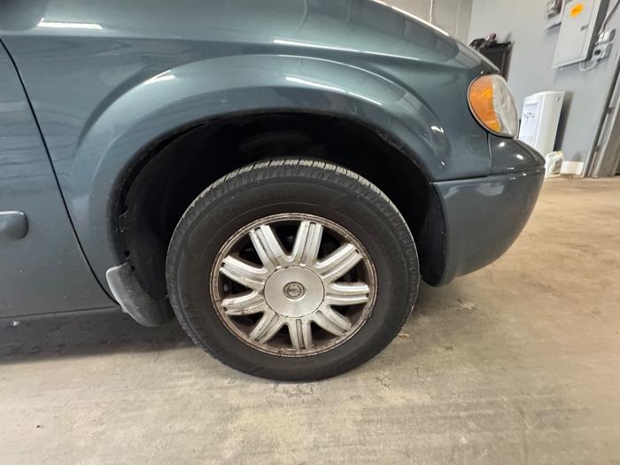2007 chrysler town-&-country touring with 155270 miles for sale near elk-river, minnesota 6d0a979d093a4d5ab7c0fc1b83c66771.jpeg