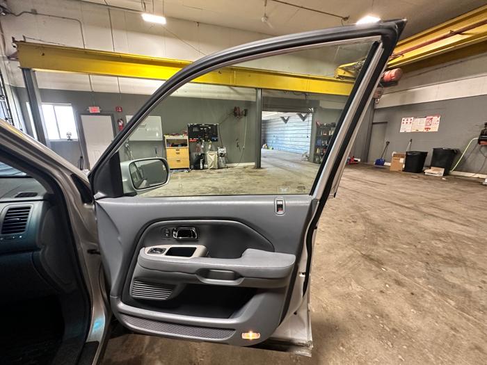 2007 honda pilot ex-l-4wd with 218626 miles for sale near elk-river, minnesota 6d179a8a82254c349d0b555d4e8d1e17.jpeg