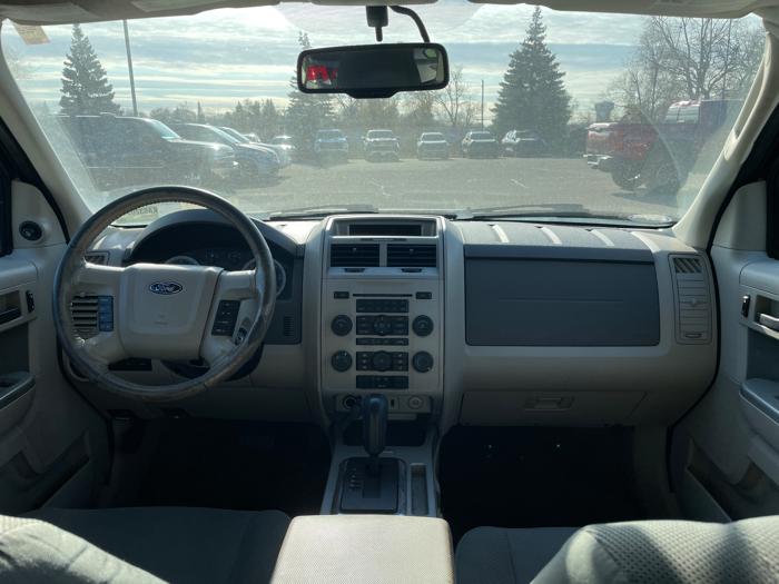 2009 ford escape xlt-4wd-v6 with 179919 miles for sale near fridley, minnesota 6d23f8dbe22941a1a317c083cec920bc.jpeg