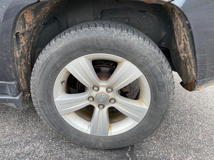 2014 jeep compass latitude-4wd with 284421 miles for sale near elk-river, minnesota 6d4535a8a55441e397eb14dc7beafbfb.jpeg