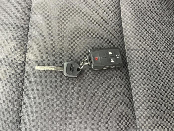 2014 chevrolet silverado-1500 1lt-double-cab-4wd with 136454 miles for sale near annandale, minnesota 6d5fdd850674427eabc2d70363bf21d9.jpeg