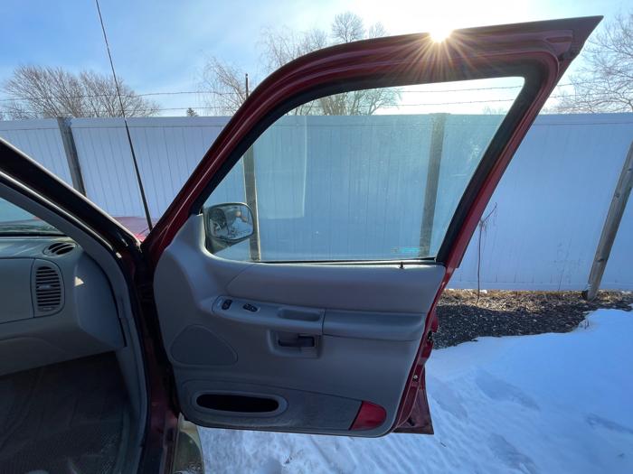 1998 ford explorer xl-4-door-4wd with 232725 miles for sale near elk-river, minnesota 6d639d491c2140988c8c48991bcc9d51.jpeg