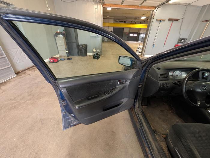 2005 toyota corolla ce with 206125 miles for sale near elk-river, minnesota 6d813e0b3df349729f245e465c3b4afc.jpg